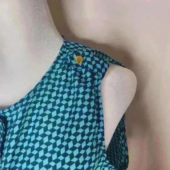 Michael Michael Kors women's blue geometric button down sleeveless blouse size 6 - Picture 7 of 9